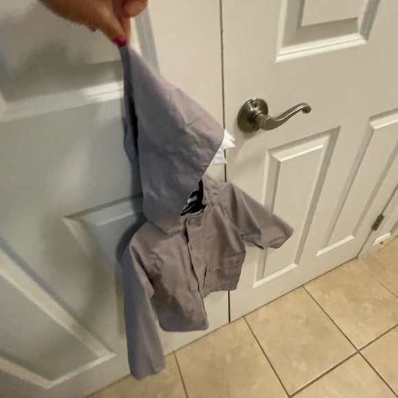 Gap 2years shark rain coat in perfect condition-like new - Picture 4 of 17